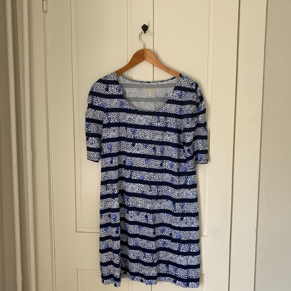 Lilly pulitzer size L shell patterned shift dress